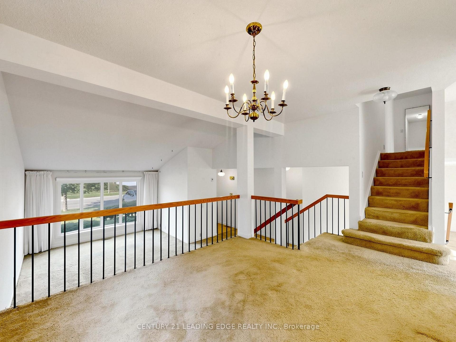Photo 11 of 63 Mansfield Street, Brampton, Central Park — HOMEH