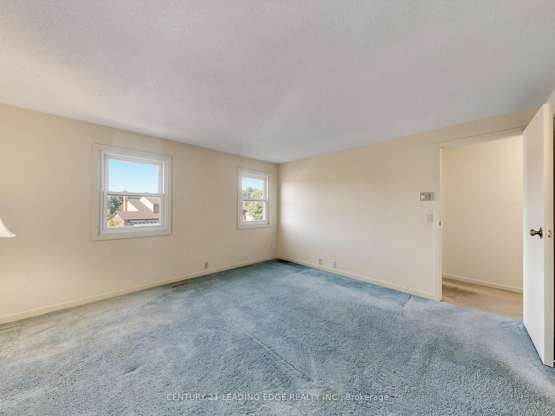 Photo 20 of 63 Mansfield Street, Brampton, Central Park — HOMEH