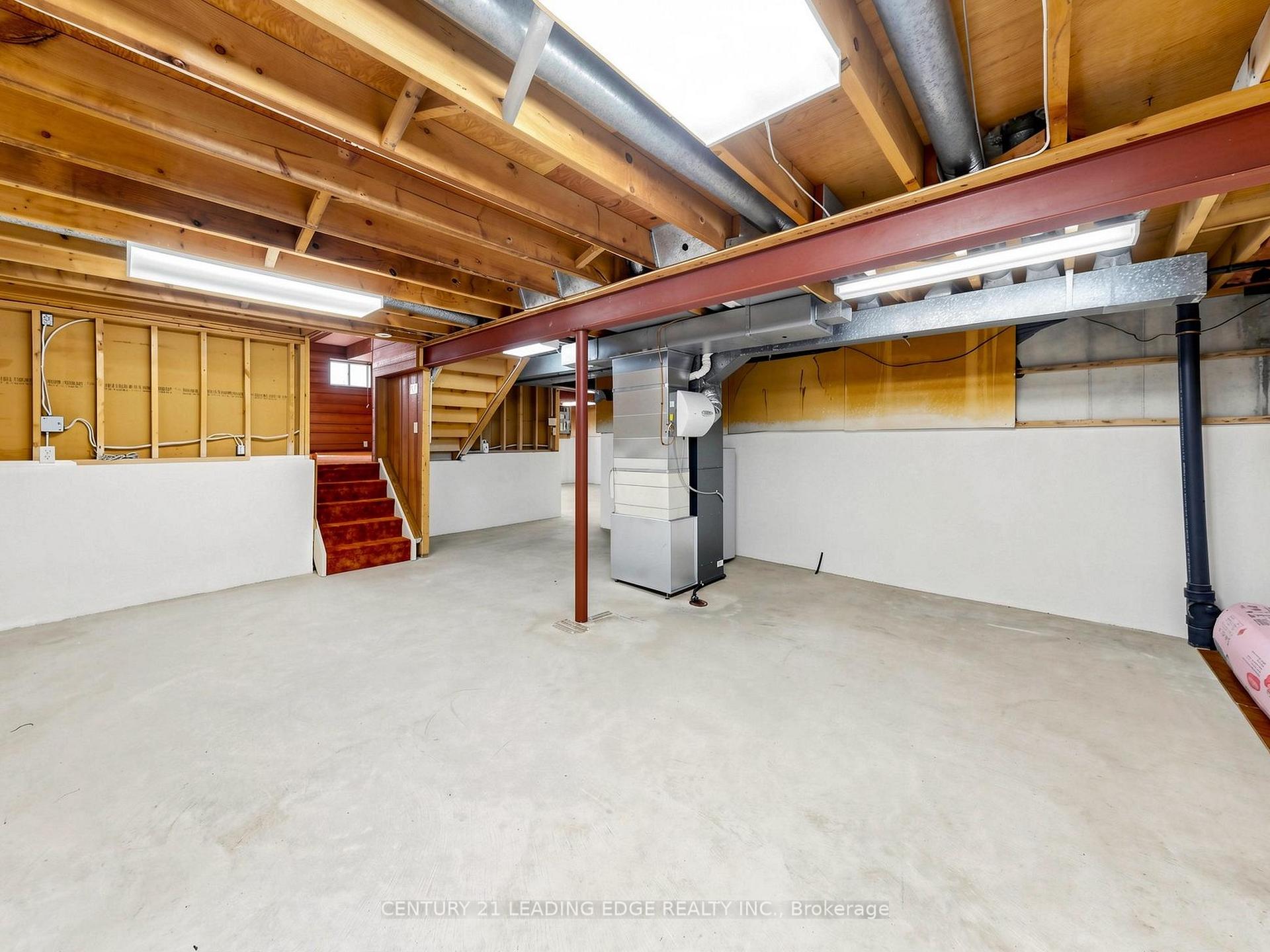 Photo 41 of 63 Mansfield Street, Brampton, Central Park — HOMEH