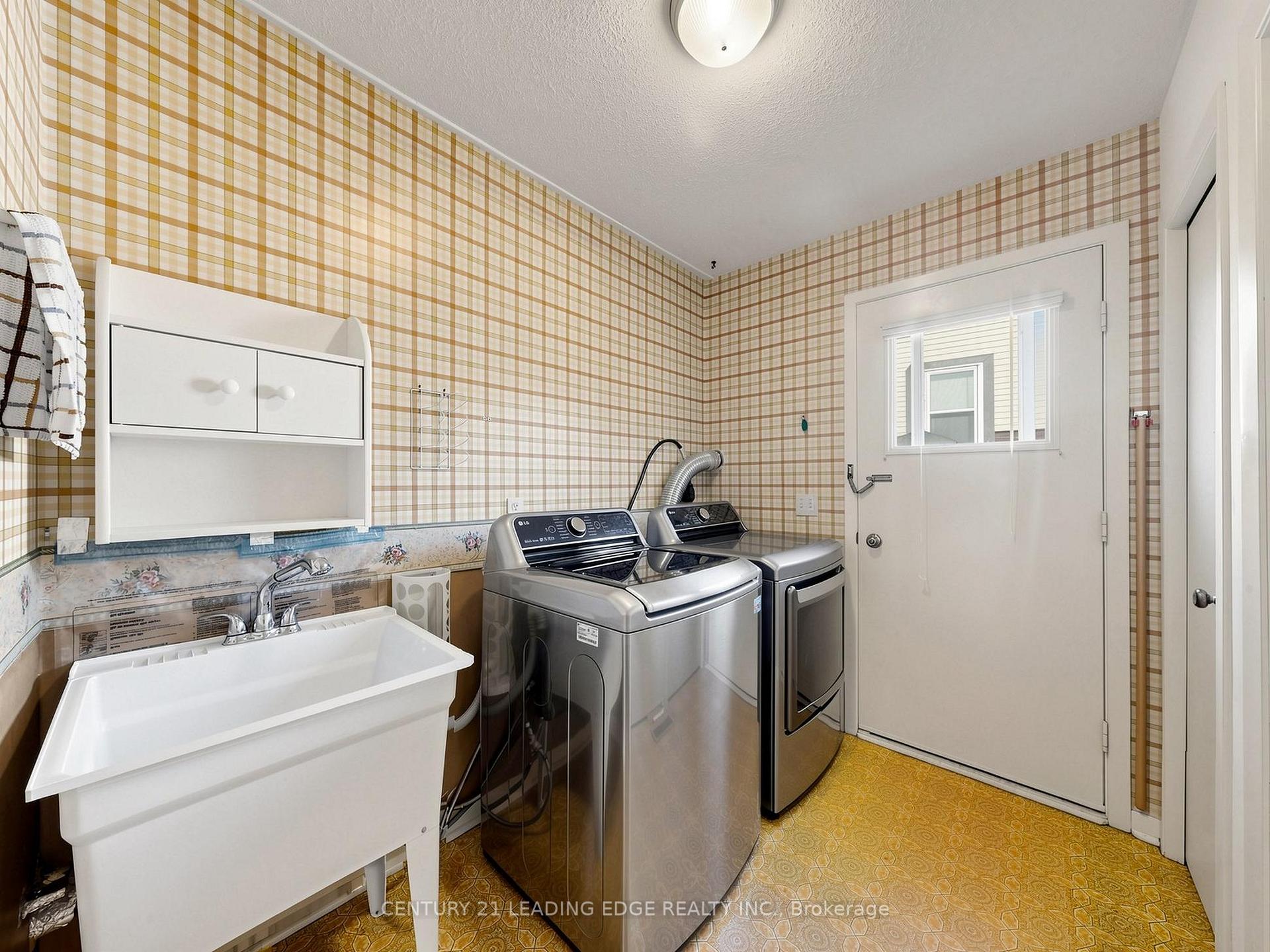 Photo 44 of 63 Mansfield Street, Brampton, Central Park — HOMEH