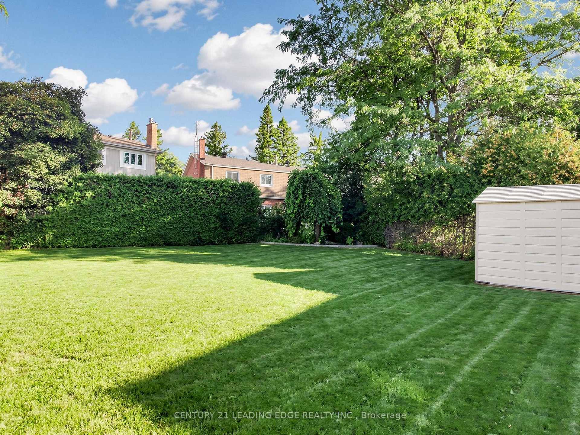 Photo 48 of 63 Mansfield Street, Brampton, Central Park — HOMEH