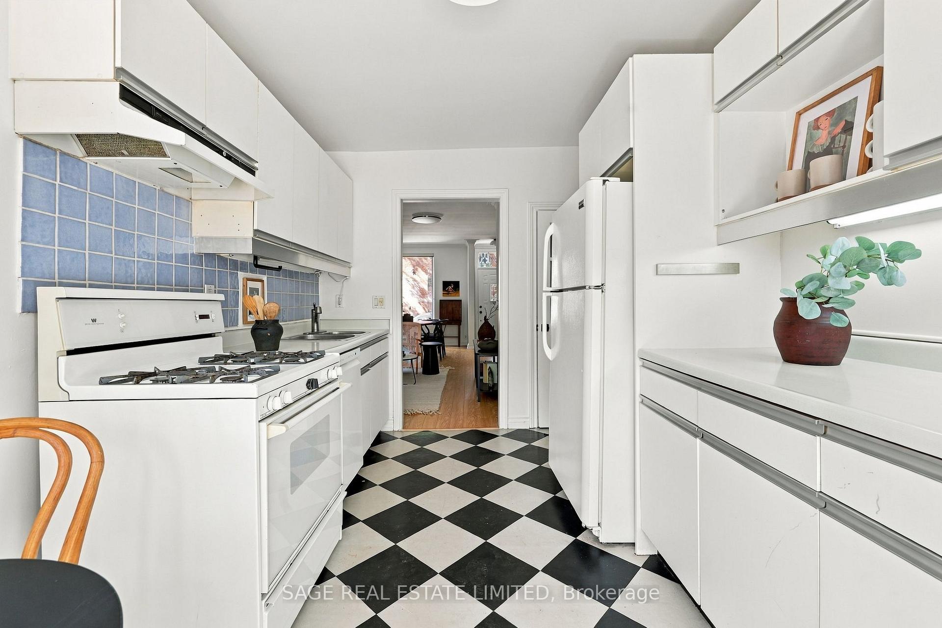 Photo 14 of 231 Boulton Avenue, Toronto, South Riverdale — HOMEH