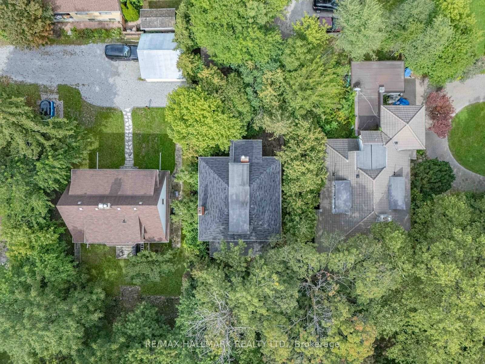 Photo 6 of 7 Humberview Crescent, North York, Weston — HOMEH