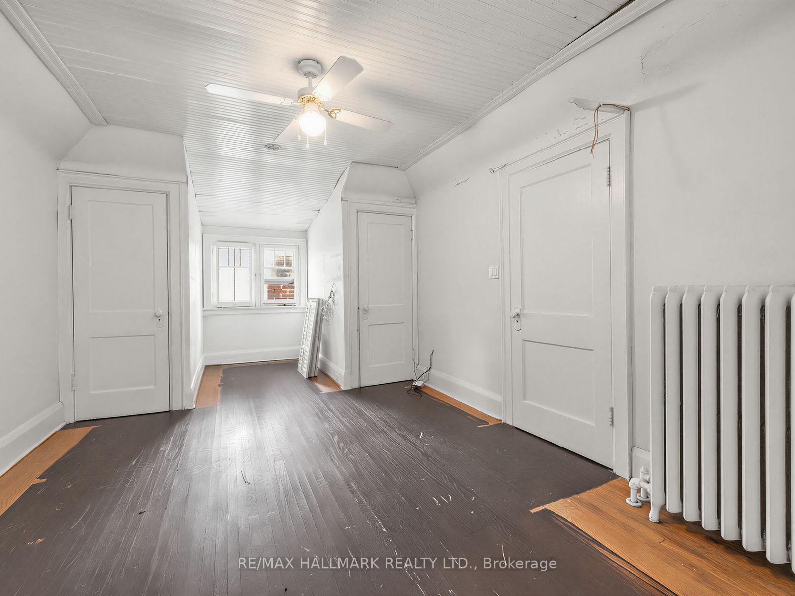 Photo 29 of 7 Humberview Crescent, North York, Weston — HOMEH