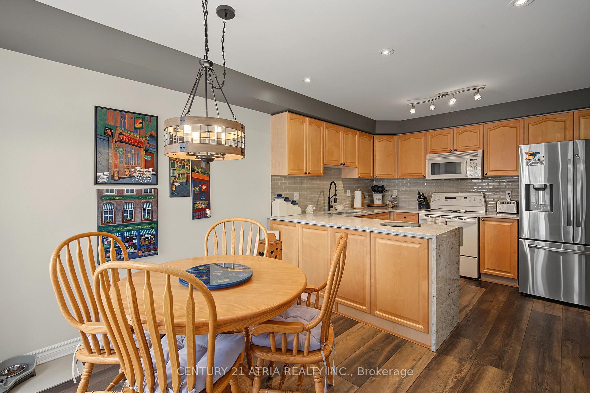 Photo 12 of 75 Tunney Place NW, Whitby, Brooklin — HOMEH