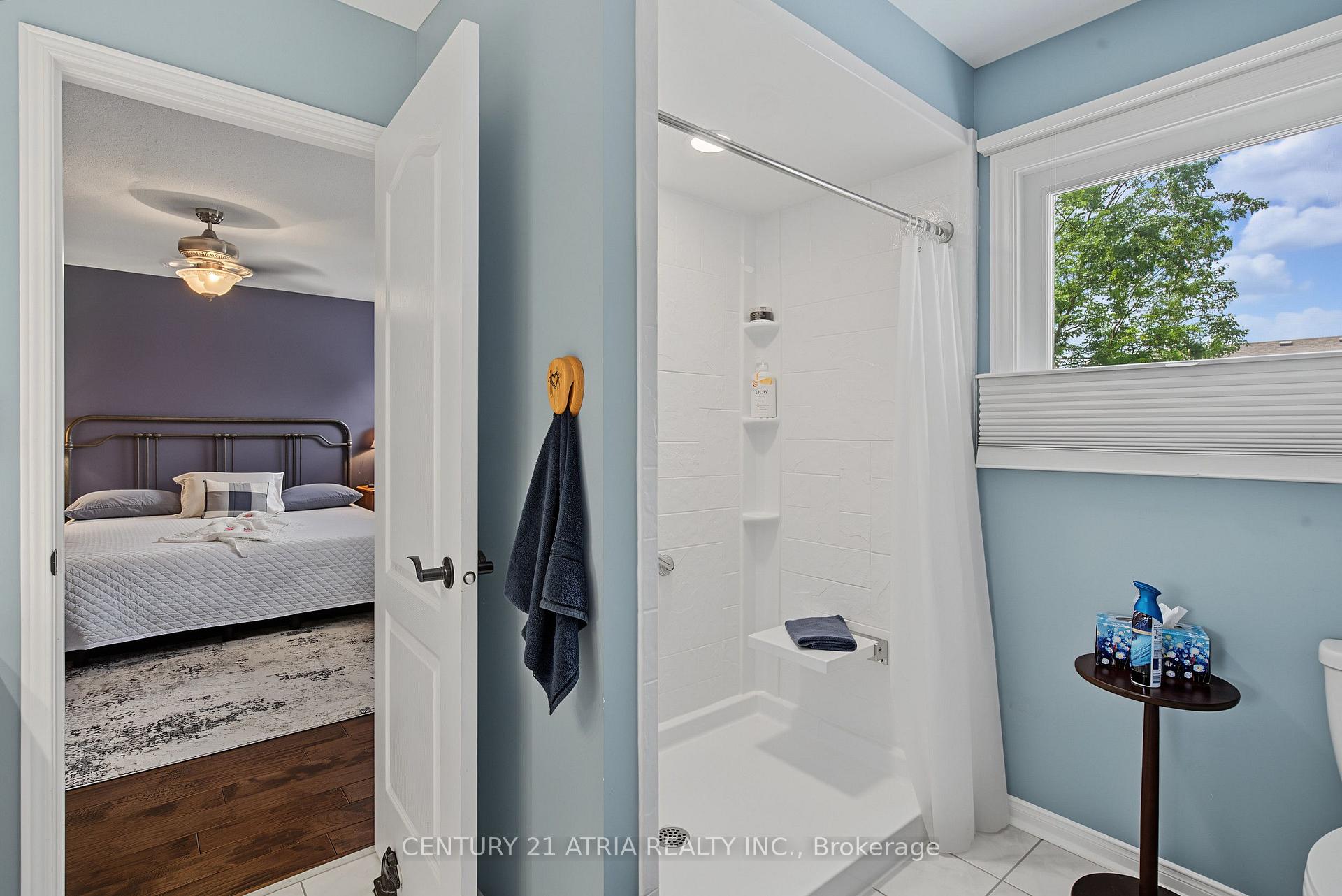 Photo 21 of 75 Tunney Place NW, Whitby, Brooklin — HOMEH
