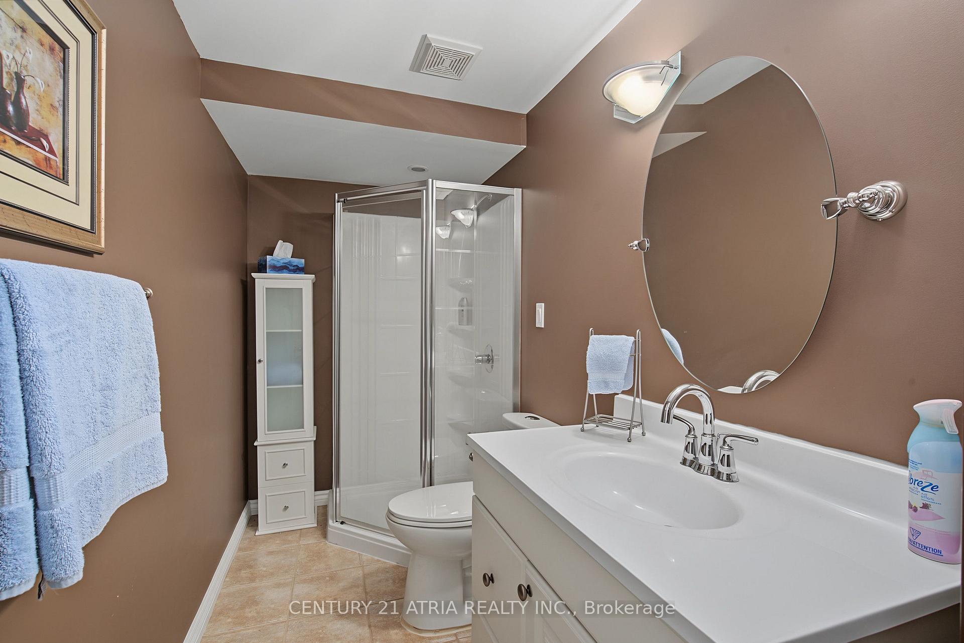 Photo 27 of 75 Tunney Place NW, Whitby, Brooklin — HOMEH