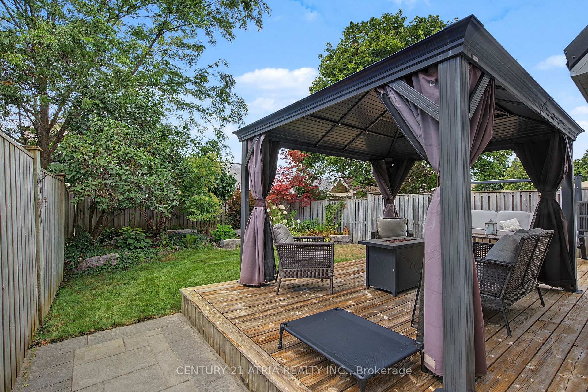 Photo 30 of 75 Tunney Place NW, Whitby, Brooklin — HOMEH