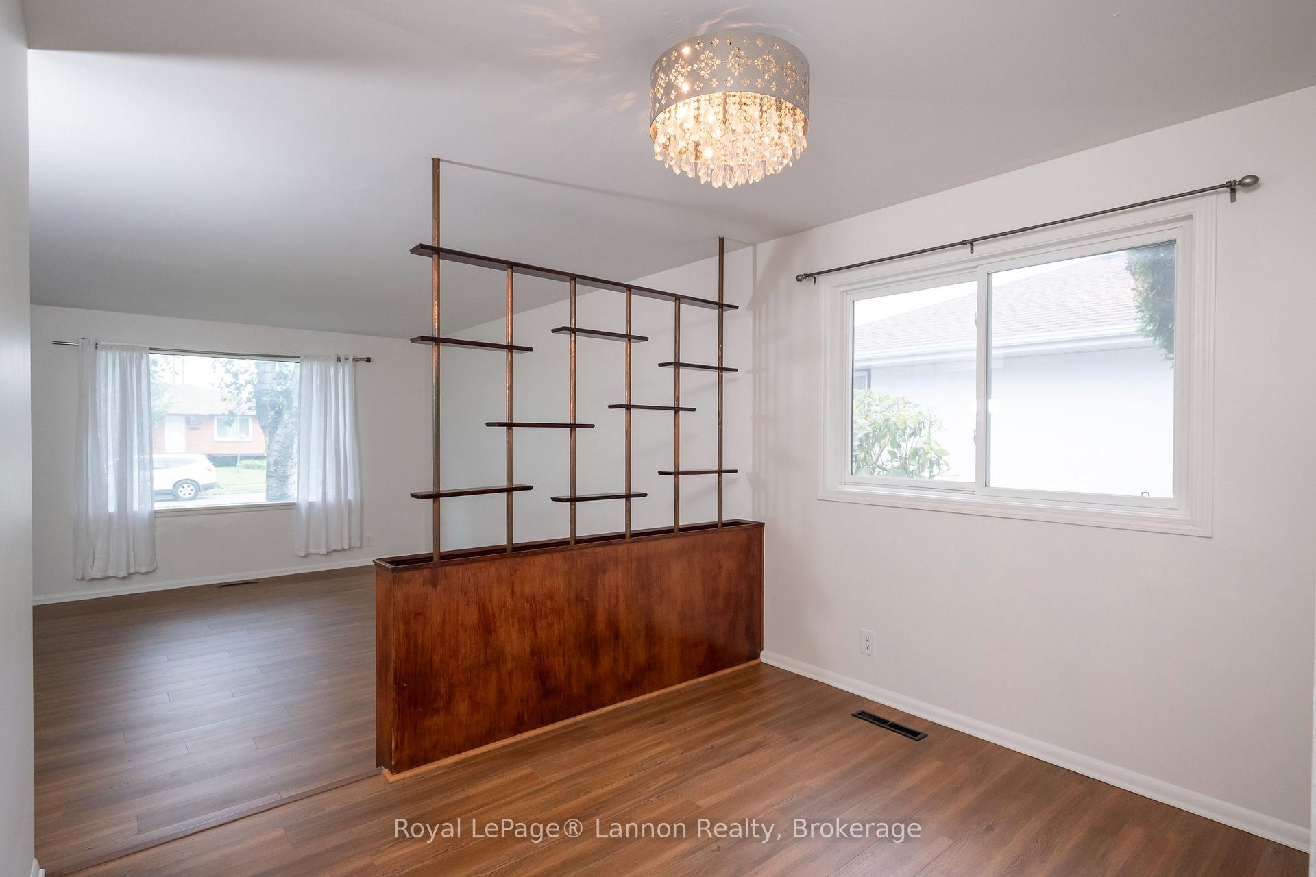 Photo 3 of 141 Cherry Lane, Thunder Bay, Forest Park — HOMEH