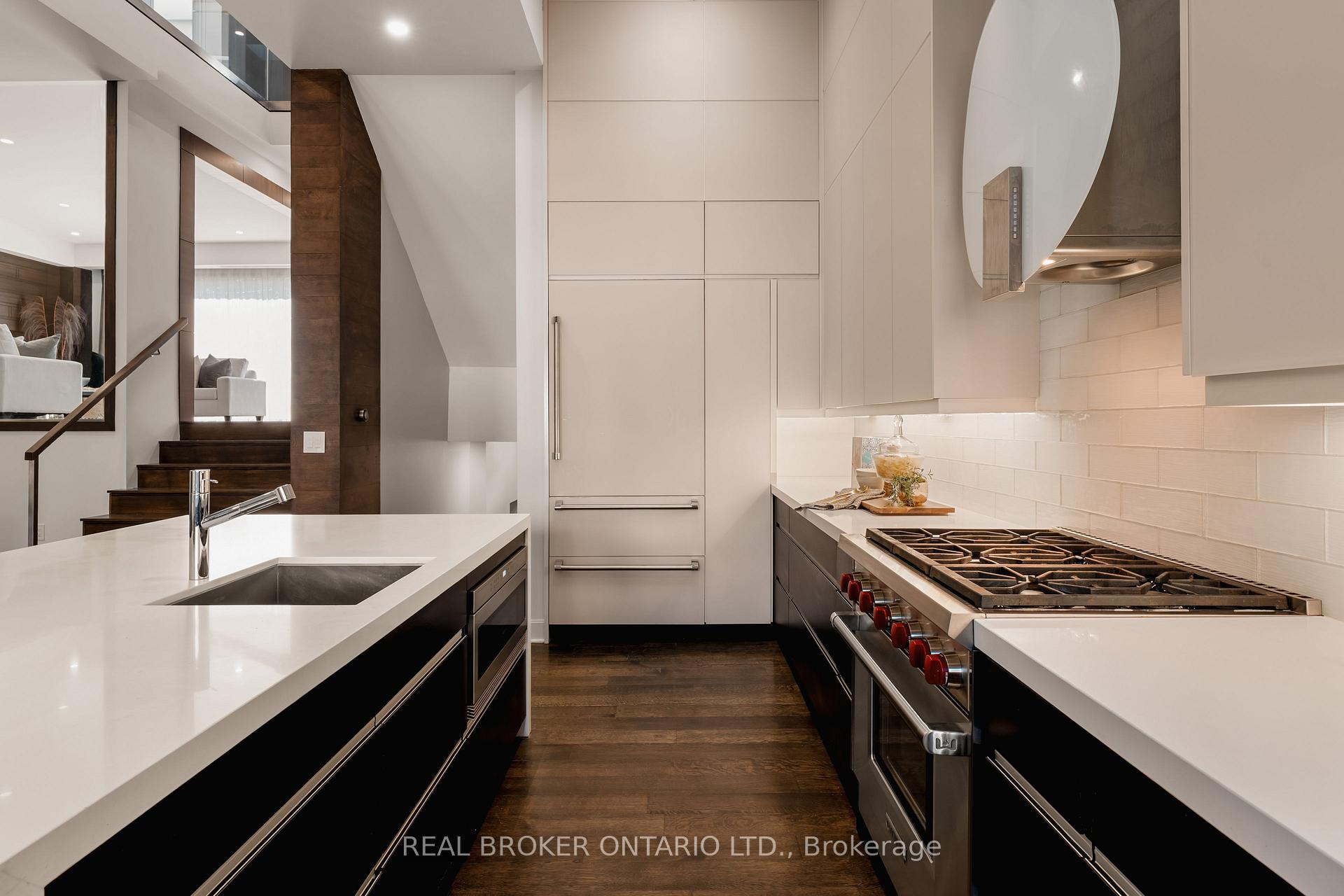 Photo 24 of 436 Glengarry Avenue, Toronto, Bedford Park-Nortown — HOMEH
