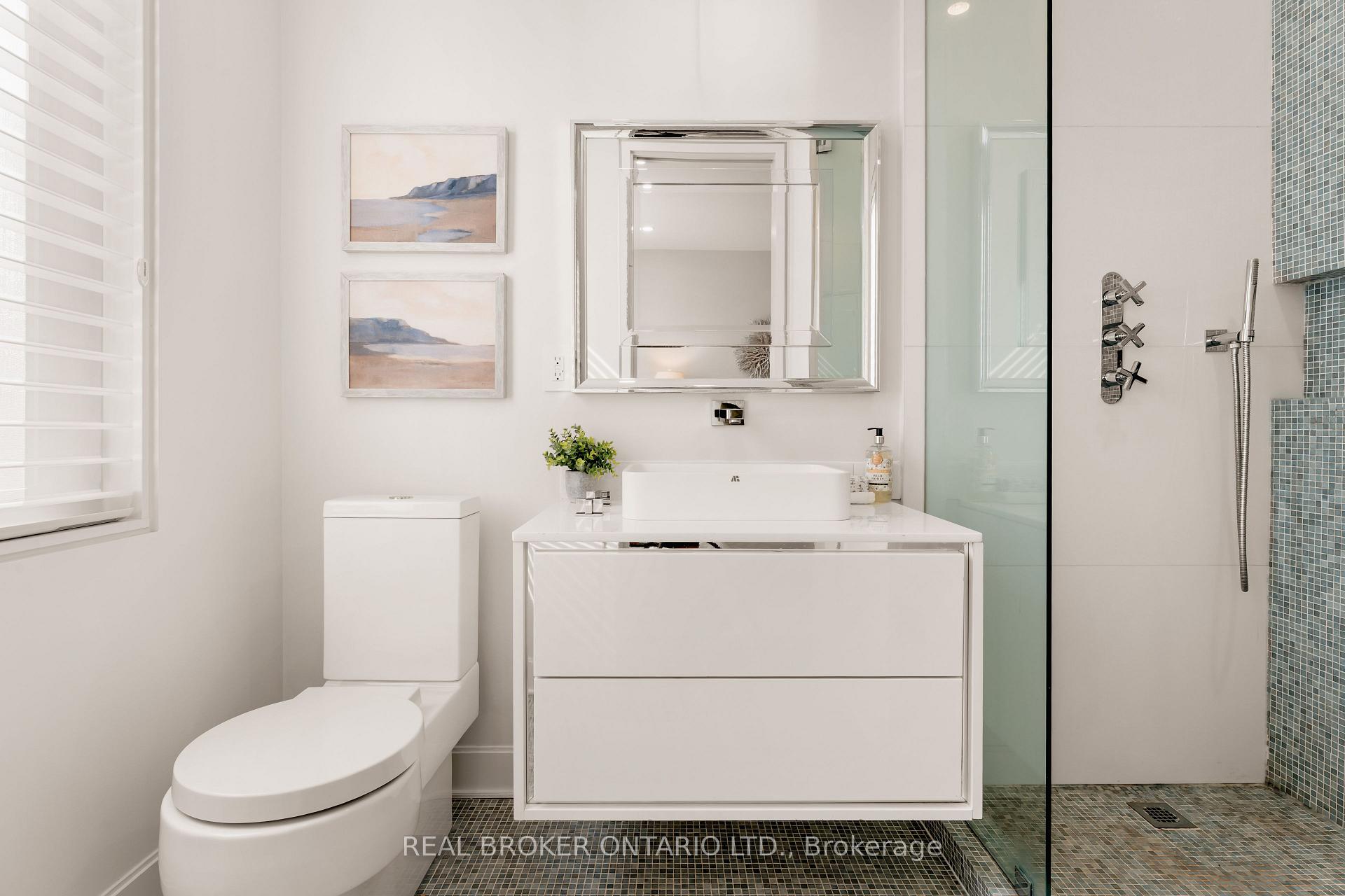Photo 44 of 436 Glengarry Avenue, Toronto, Bedford Park-Nortown — HOMEH
