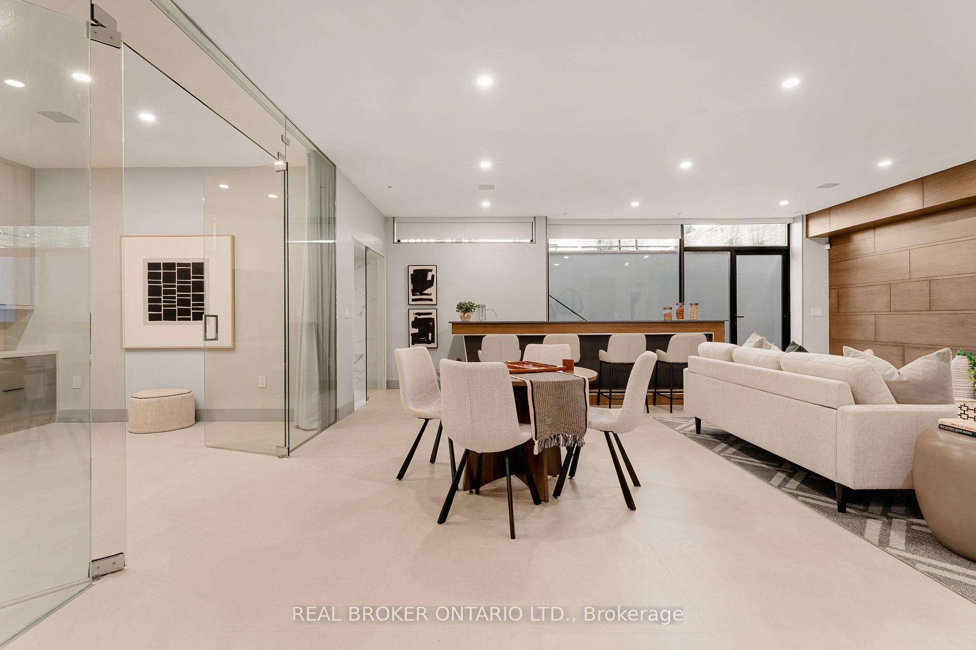 Photo 48 of 436 Glengarry Avenue, Toronto, Bedford Park-Nortown — HOMEH