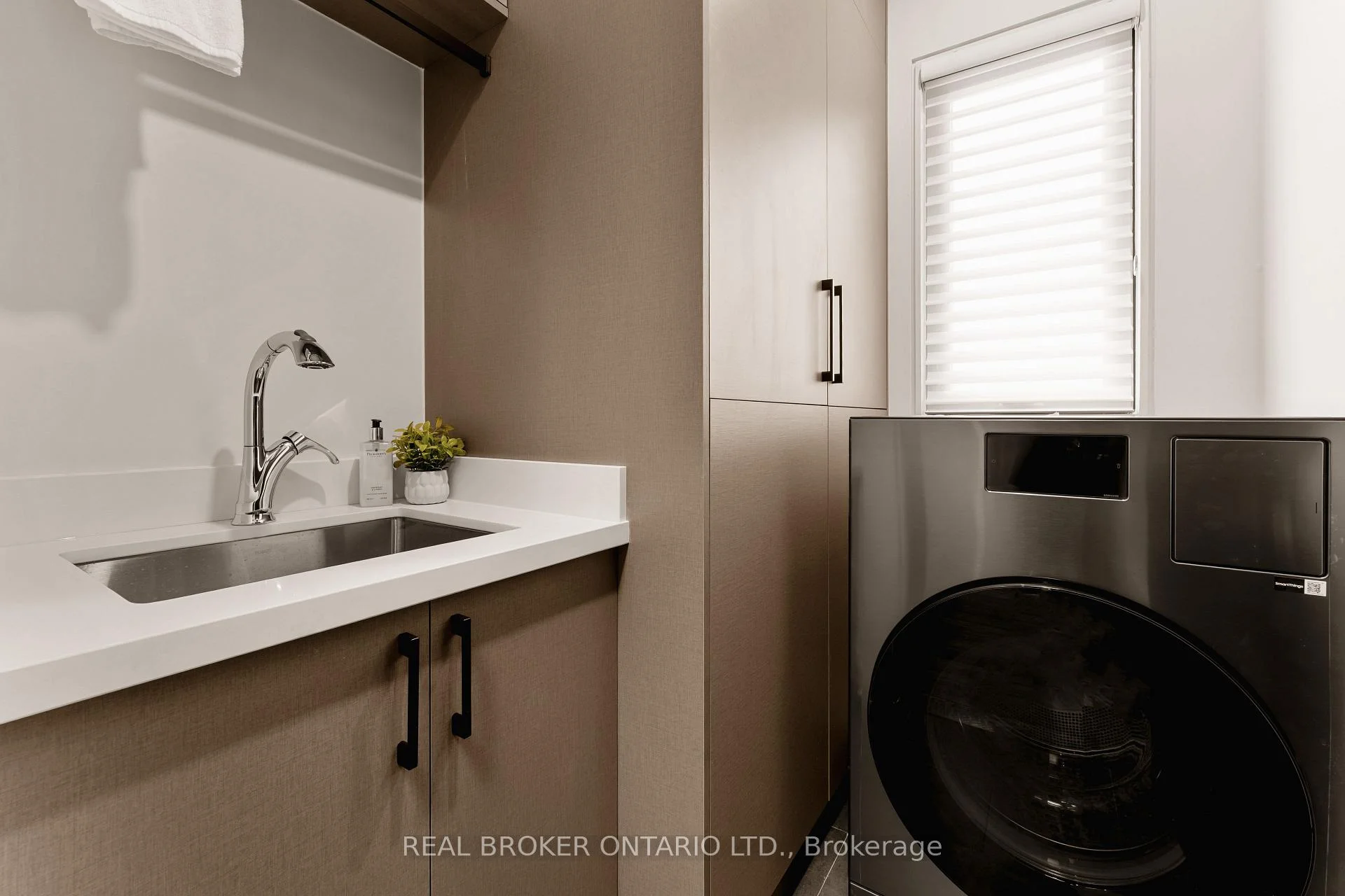 Photo 17 of 436 Glengarry Avenue, Toronto, Bedford Park-Nortown — HOMEH