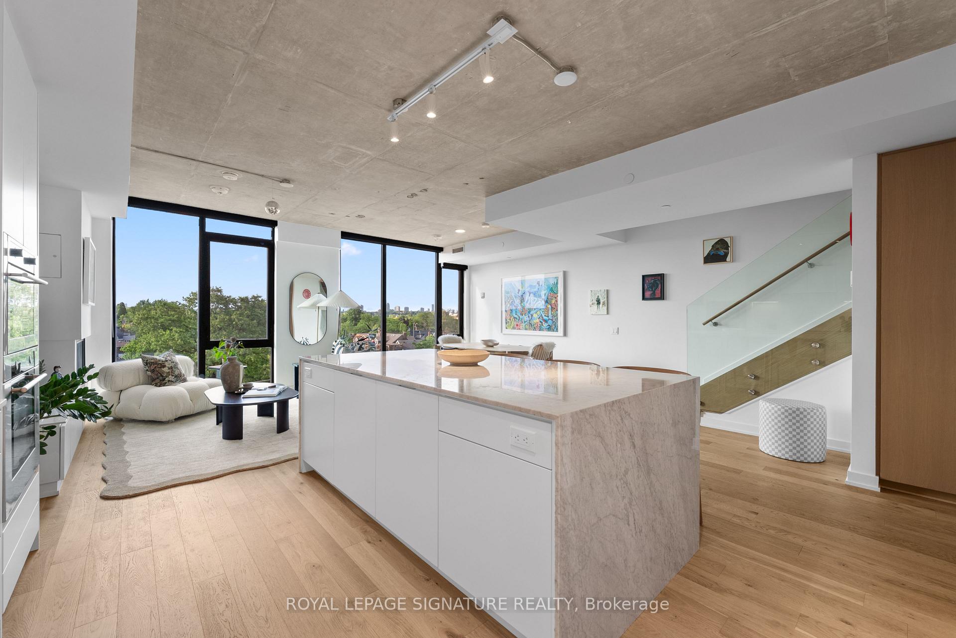 Photo 6 of Unit PH604, 899 College Street, Toronto, Trinity-Bellwoods — HOMEH