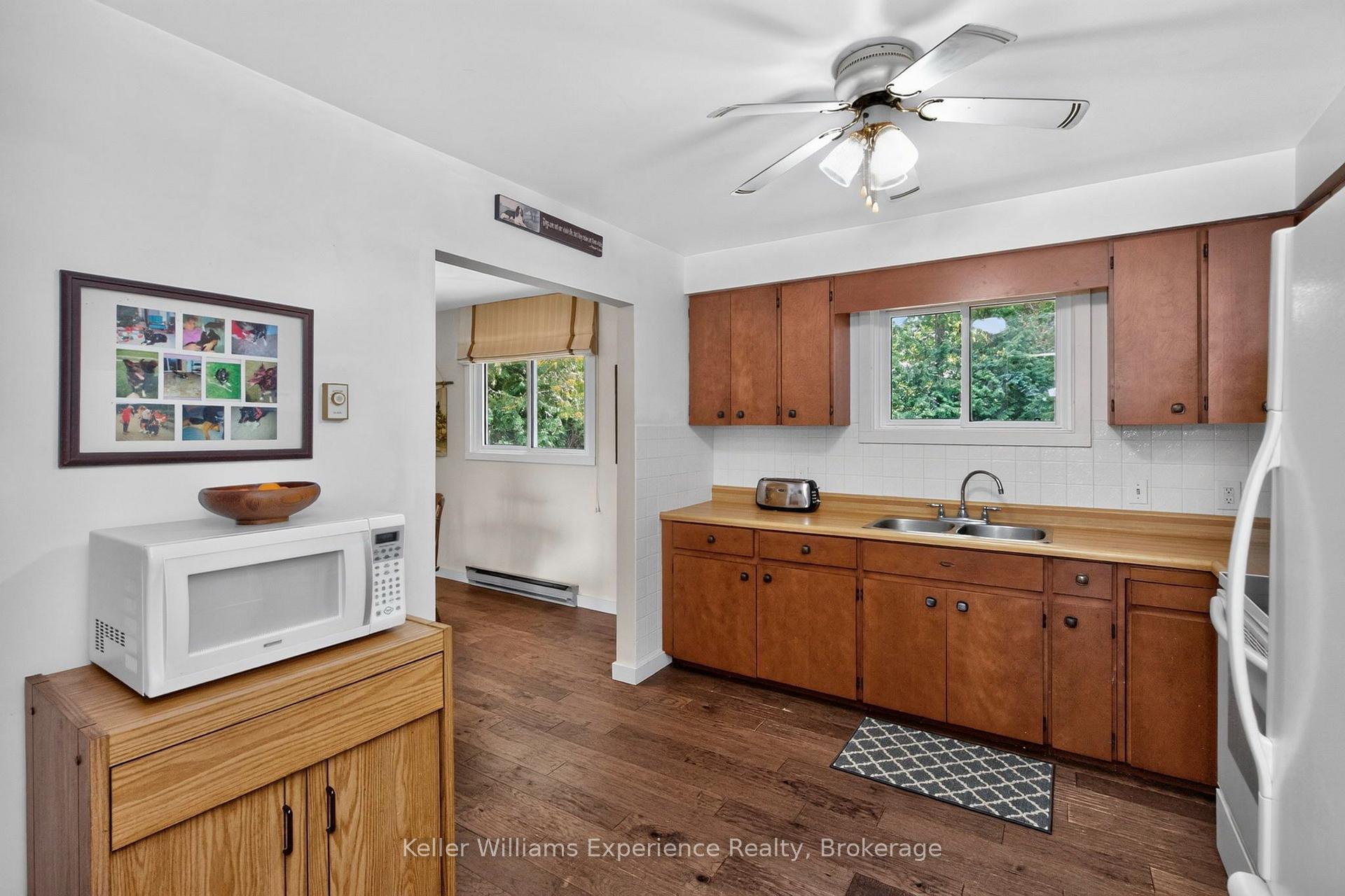Photo 11 of 133 Bayview Avenue, Tay, Rural Tay — HOMEH