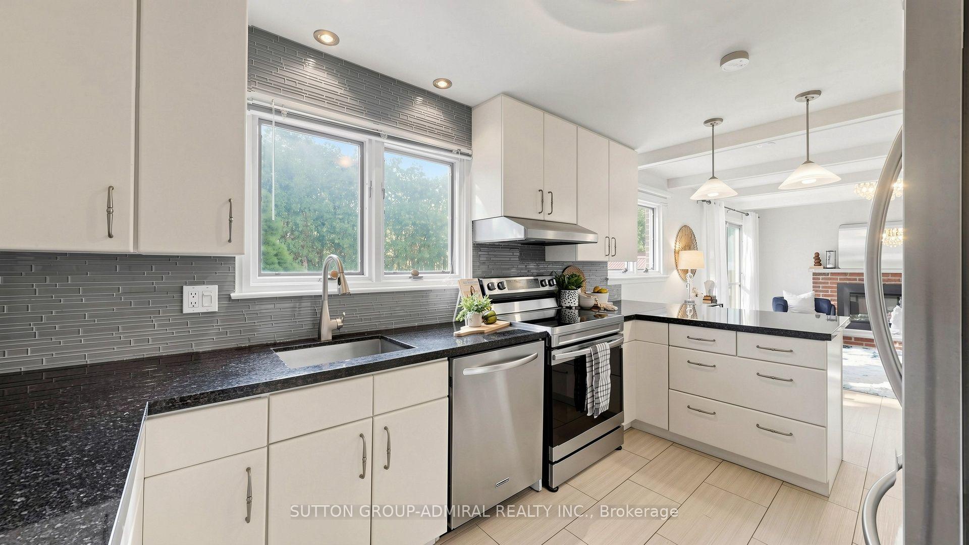 Photo 20 of 4 Shady Lane Crescent, Markham, Royal Orchard — HOMEH