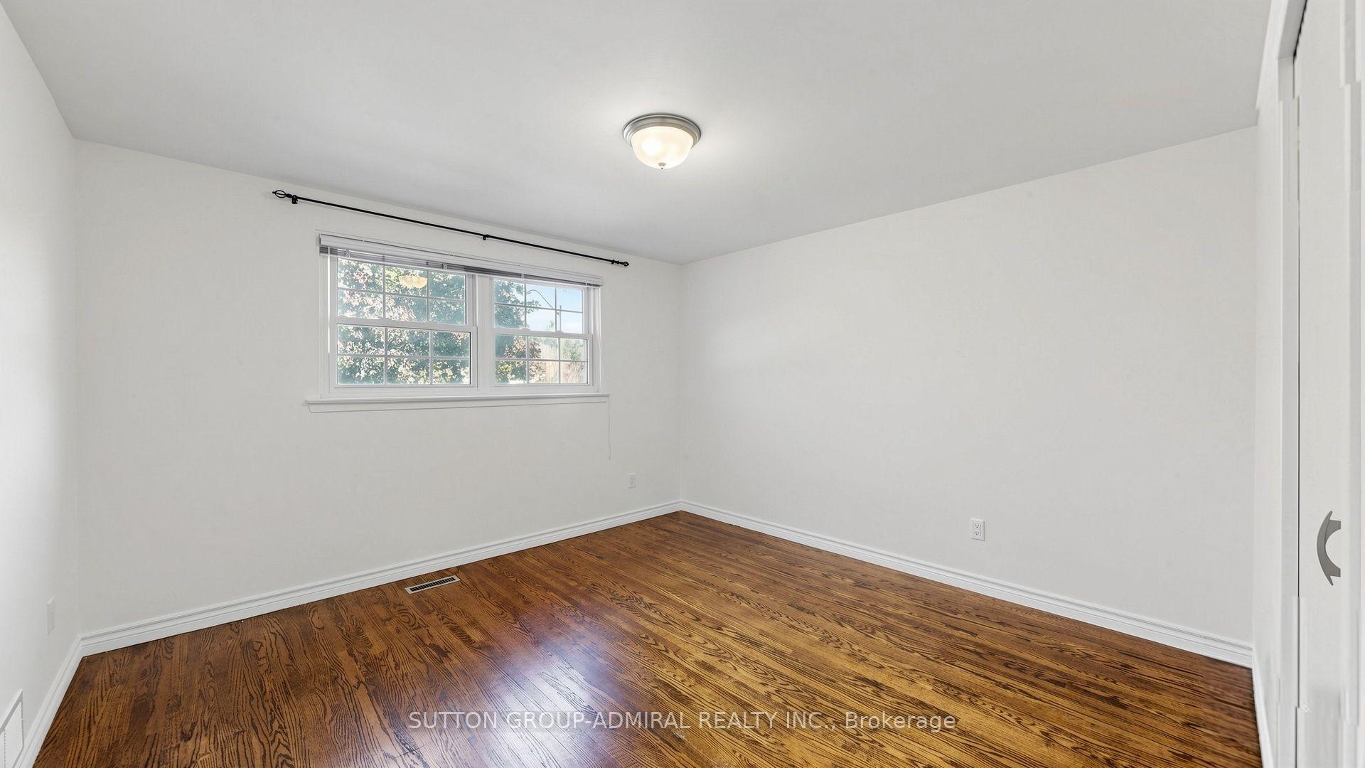 Photo 35 of 4 Shady Lane Crescent, Markham, Royal Orchard — HOMEH