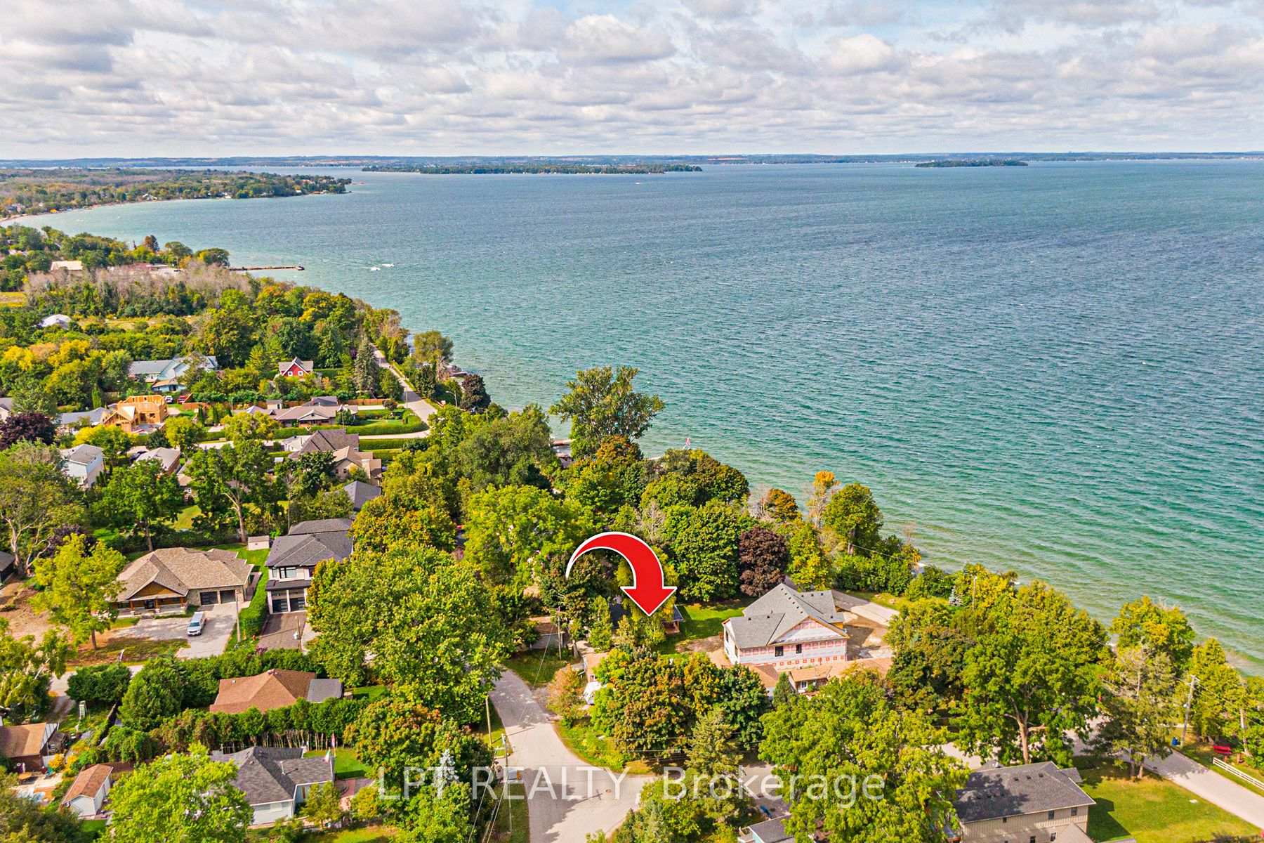 Photo 1 of 549 Lake Drive E, Georgina, Historic Lakeshore Communities — HOMEH