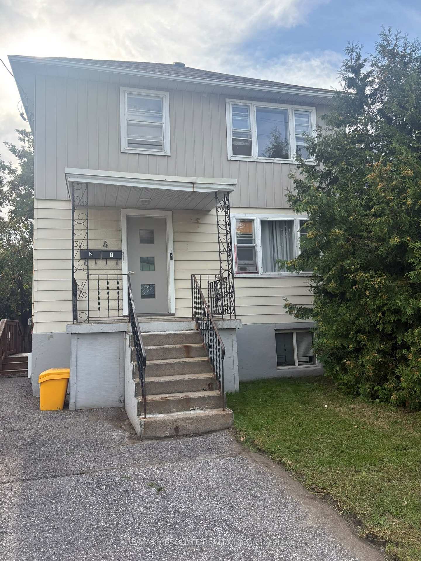 Photo 1 of Unit 2, 4 Holland Avenue, Ottawa, Ottawa West — HOMEH