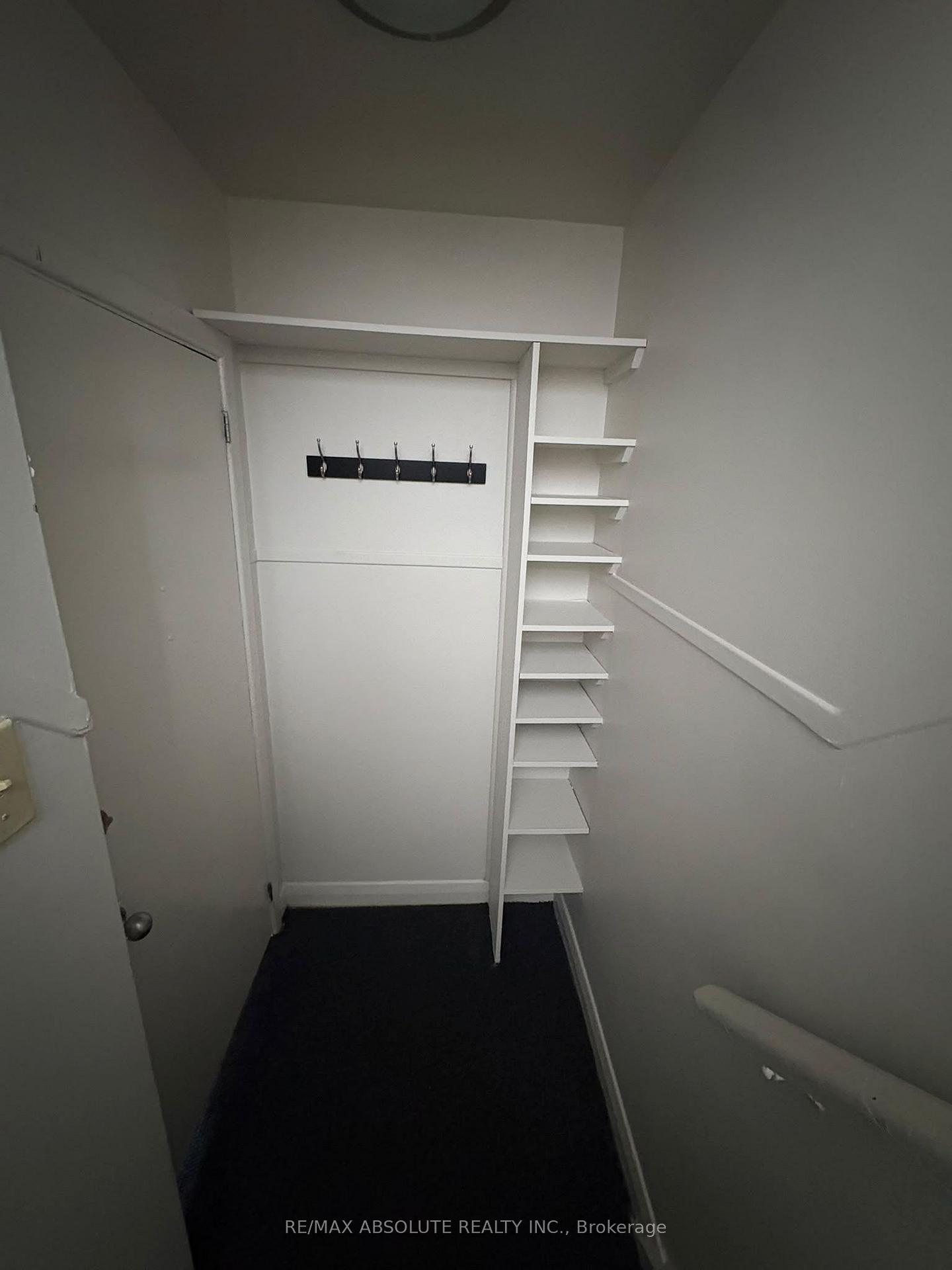Photo 7 of Unit 2, 4 Holland Avenue, Ottawa, Ottawa West — HOMEH