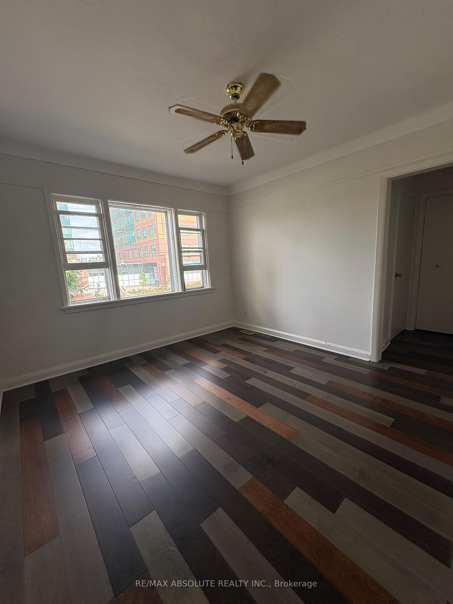 Photo 22 of Unit 2, 4 Holland Avenue, Ottawa, Ottawa West — HOMEH