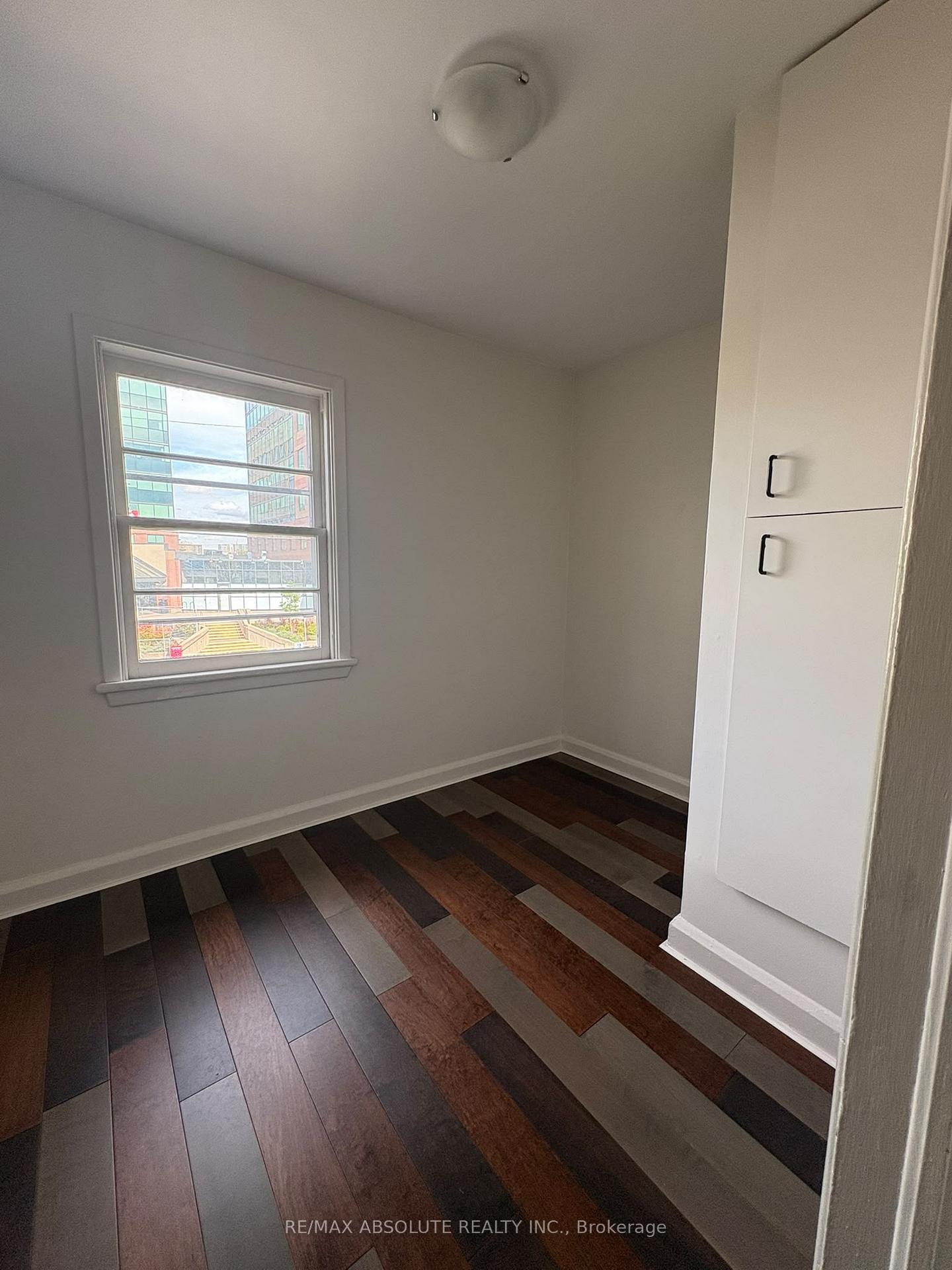 Photo 24 of Unit 2, 4 Holland Avenue, Ottawa, Ottawa West — HOMEH