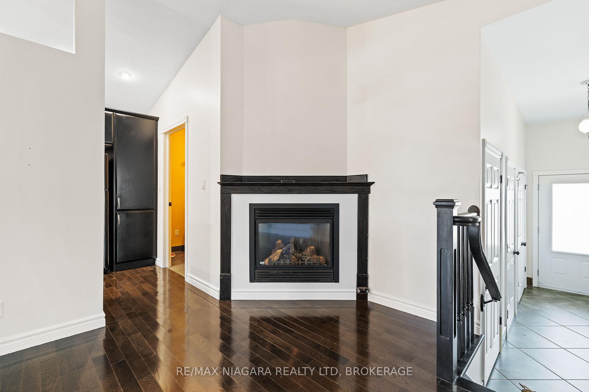 Photo 10 of 5671 Highland Avenue, Niagara Falls, Hospital — HOMEH