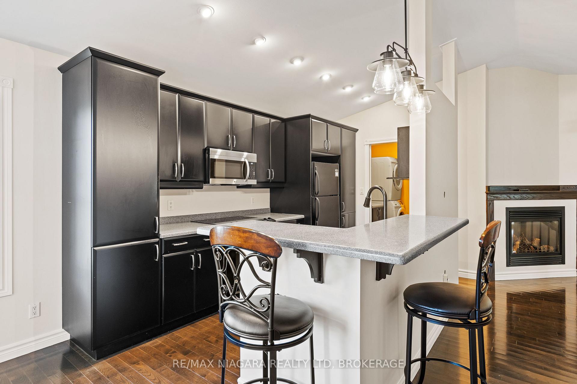 Photo 13 of 5671 Highland Avenue, Niagara Falls, Hospital — HOMEH