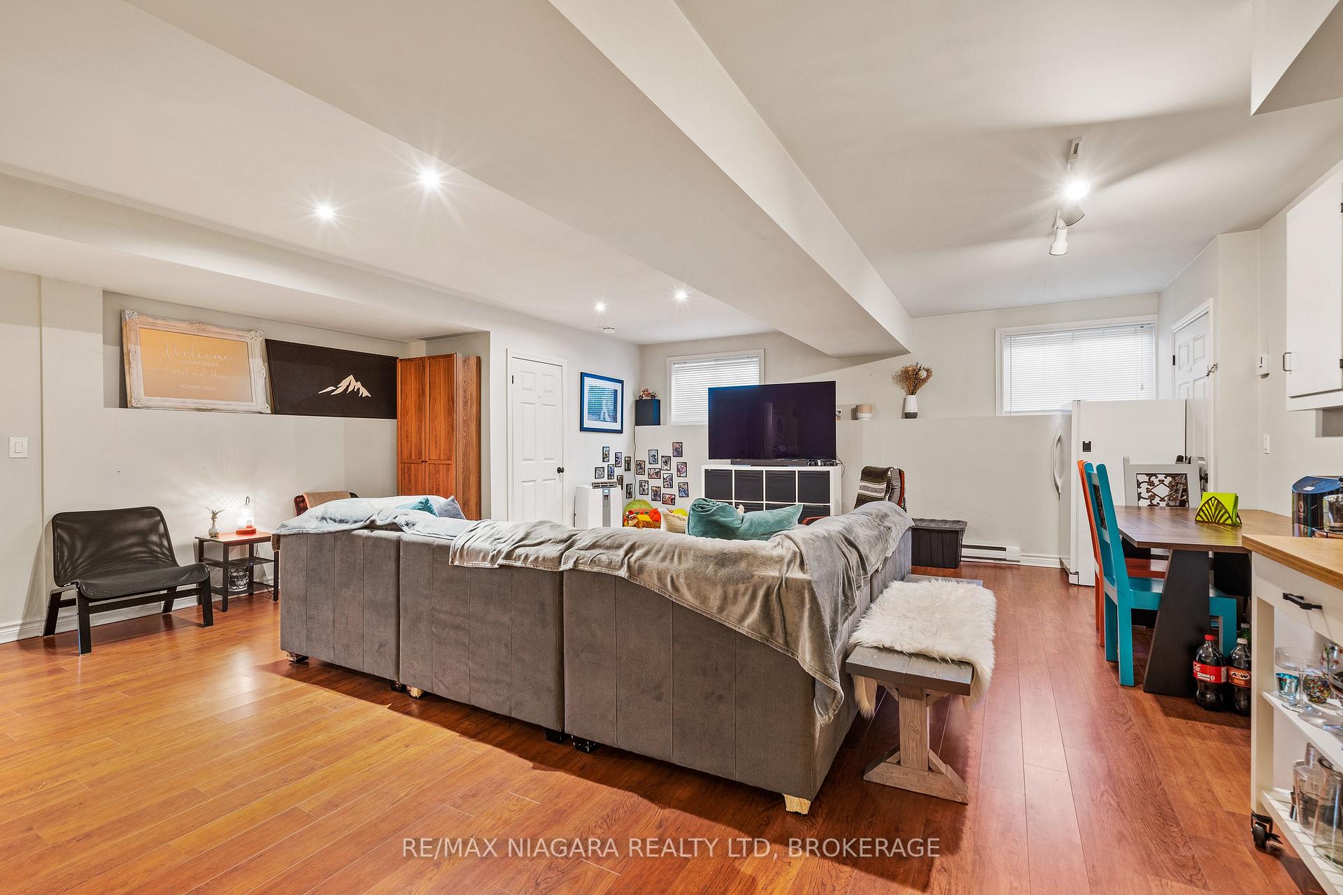 Photo 33 of 5671 Highland Avenue, Niagara Falls, Hospital — HOMEH