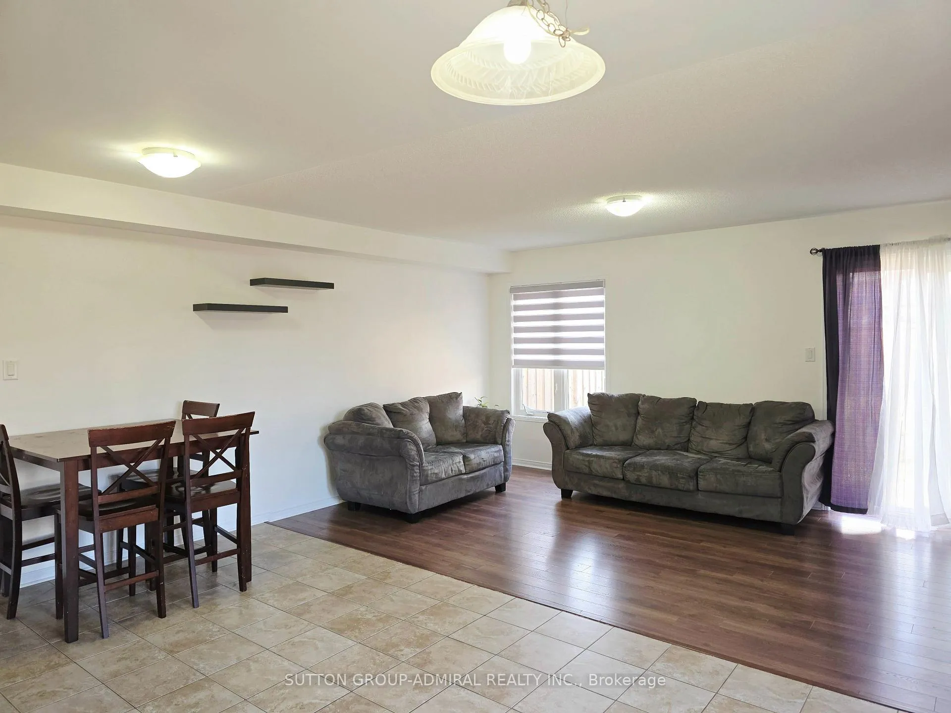 Photo 3 of 1113 Schooling Drive, Oshawa, Taunton — HOMEH