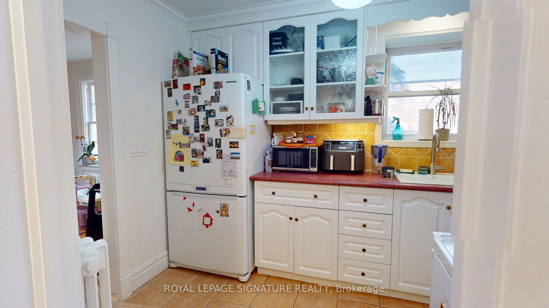 Photo 13 of Unit Main, 63 Braemore Gardens, Toronto, Wychwood — HOMEH