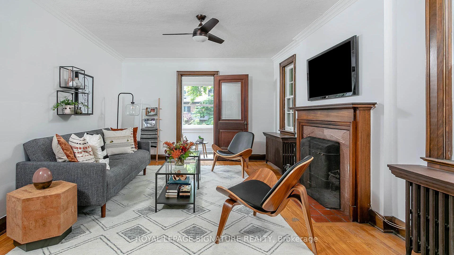 Photo 4 of Unit Main, 63 Braemore Gardens, Toronto, Wychwood — HOMEH