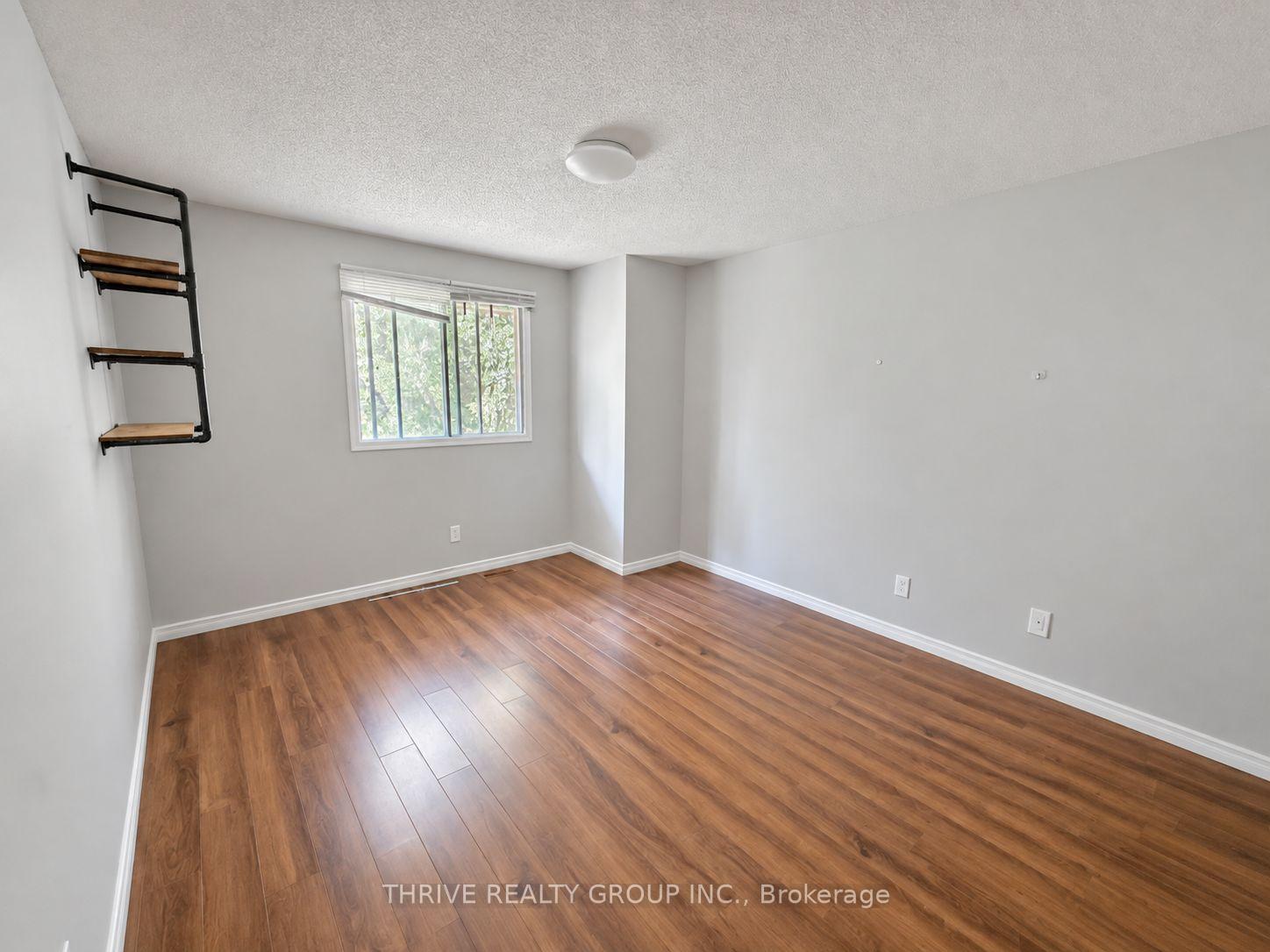 Photo 11 of Unit 17, 126 Belmont Drive, London, South O — HOMEH