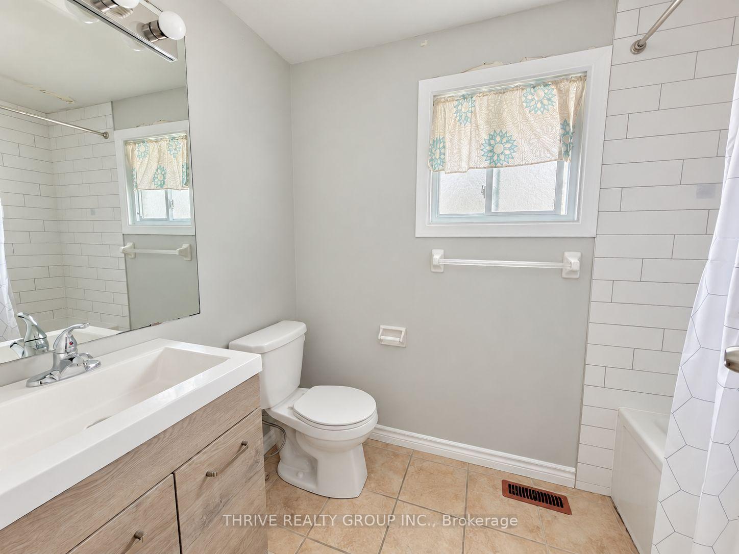 Photo 15 of Unit 17, 126 Belmont Drive, London, South O — HOMEH