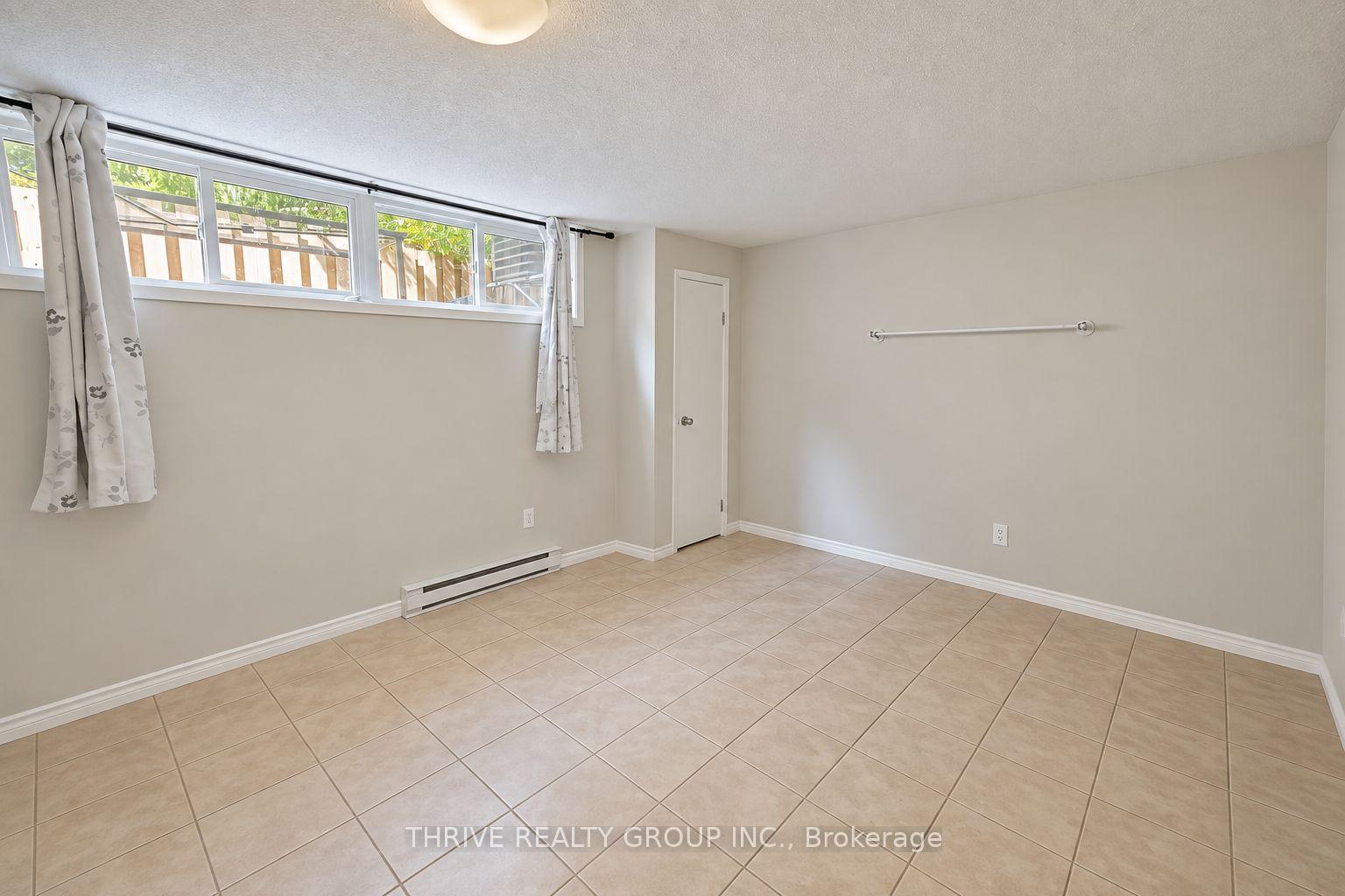 Photo 17 of Unit 17, 126 Belmont Drive, London, South O — HOMEH