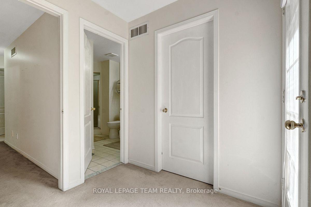 Photo 20 of 122 Thornbury Crescent, Ottawa, Centrepointe — HOMEH