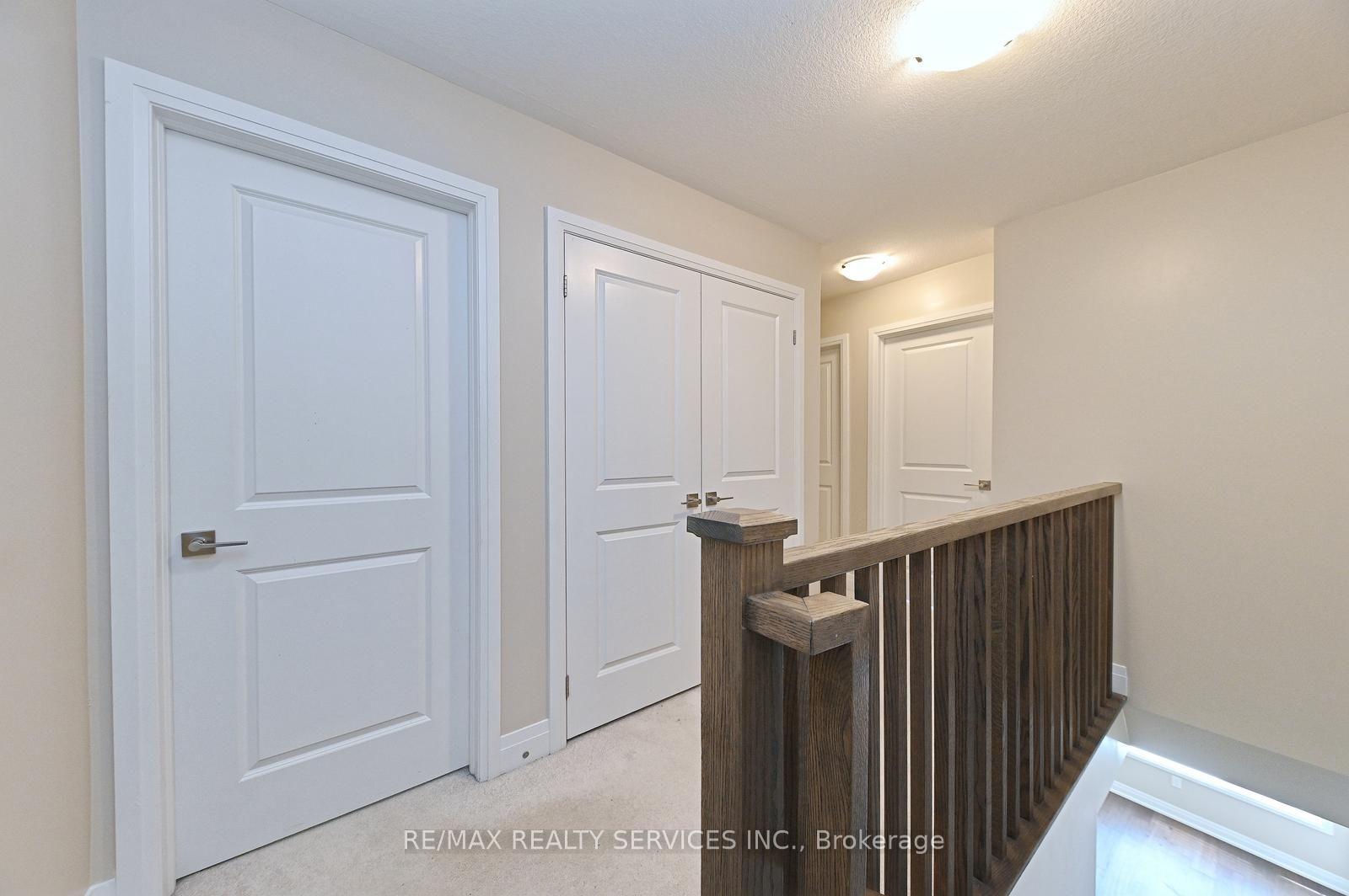 Photo 31 of 52 Humberstone Drive, Halton Hills, Georgetown — HOMEH