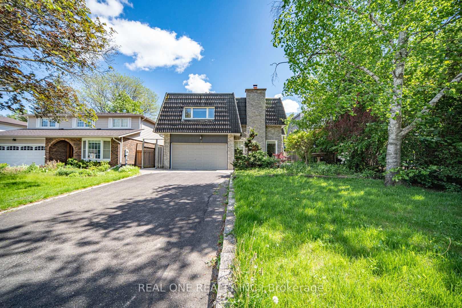 Photo 2 of 7 Hagerman Boulevard, Markham, Unionville — HOMEH