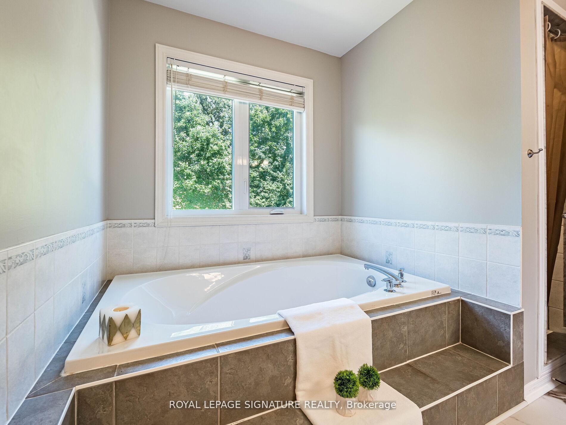 Photo 33 of 1013 Freeman Trail W, Milton, Beaty — HOMEH