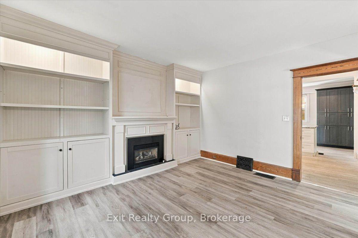 Photo 12 of 185 Foster Avenue, Belleville, Belleville Ward — HOMEH