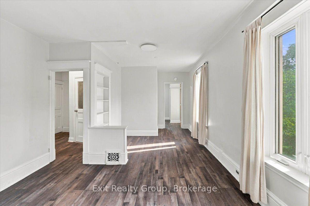 Photo 29 of 185 Foster Avenue, Belleville, Belleville Ward — HOMEH