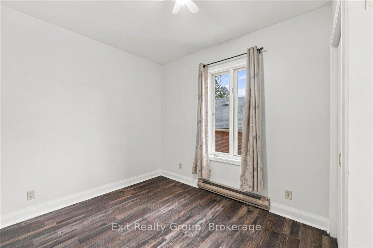 Photo 31 of 185 Foster Avenue, Belleville, Belleville Ward — HOMEH