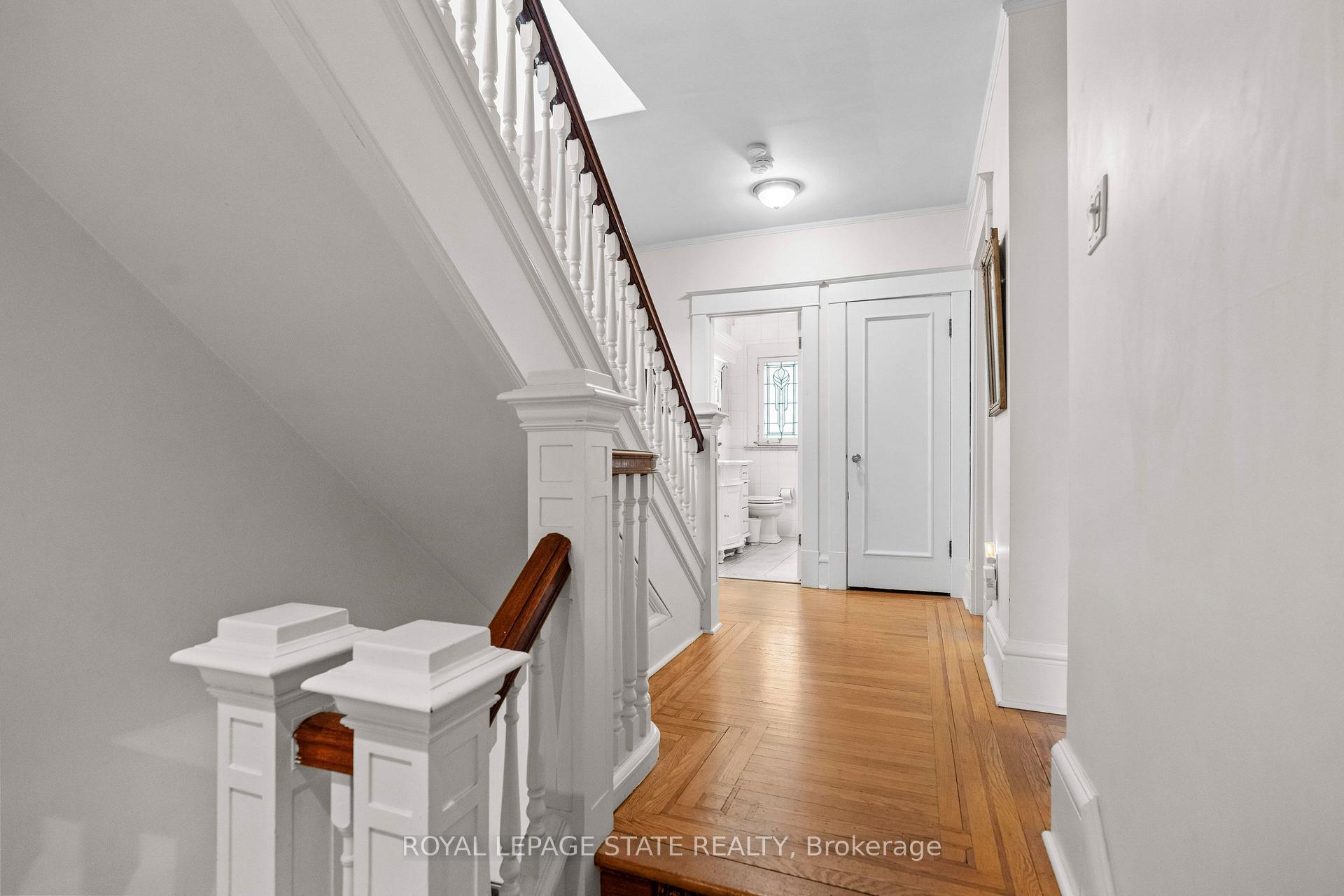 Photo 19 of 247 MacNab Street S, Hamilton, Durand — HOMEH