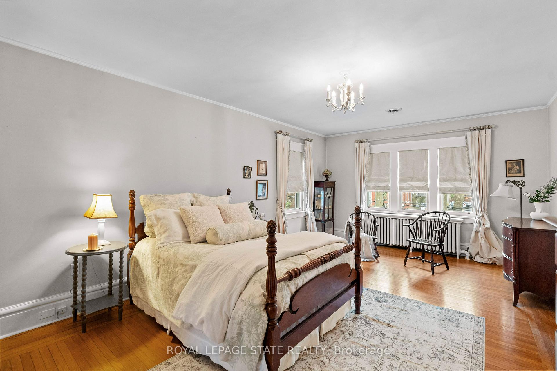 Photo 21 of 247 MacNab Street S, Hamilton, Durand — HOMEH