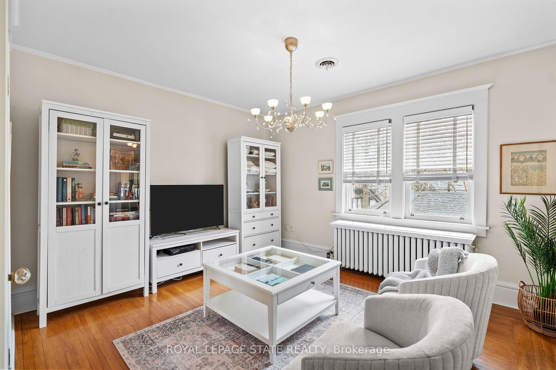 Photo 25 of 247 MacNab Street S, Hamilton, Durand — HOMEH
