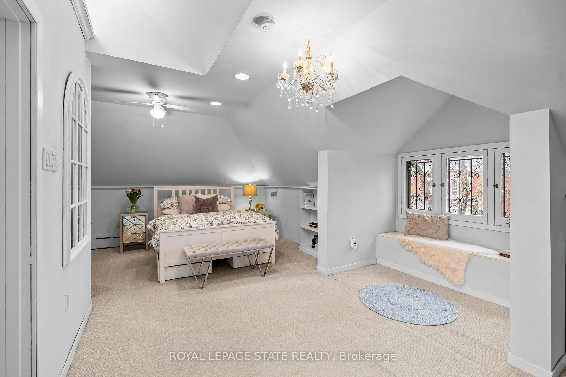 Photo 31 of 247 MacNab Street S, Hamilton, Durand — HOMEH