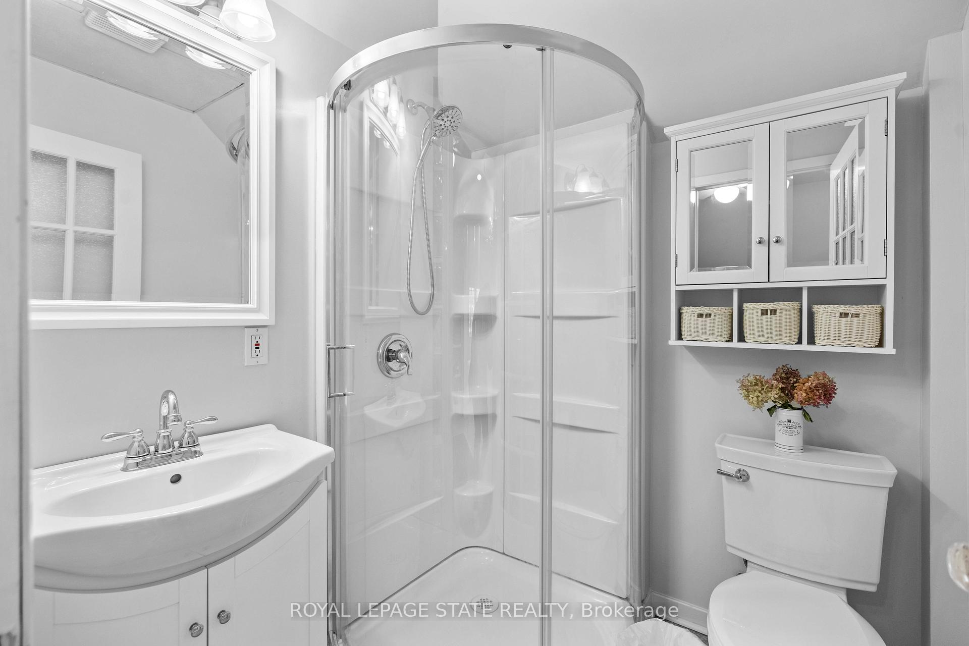 Photo 34 of 247 MacNab Street S, Hamilton, Durand — HOMEH