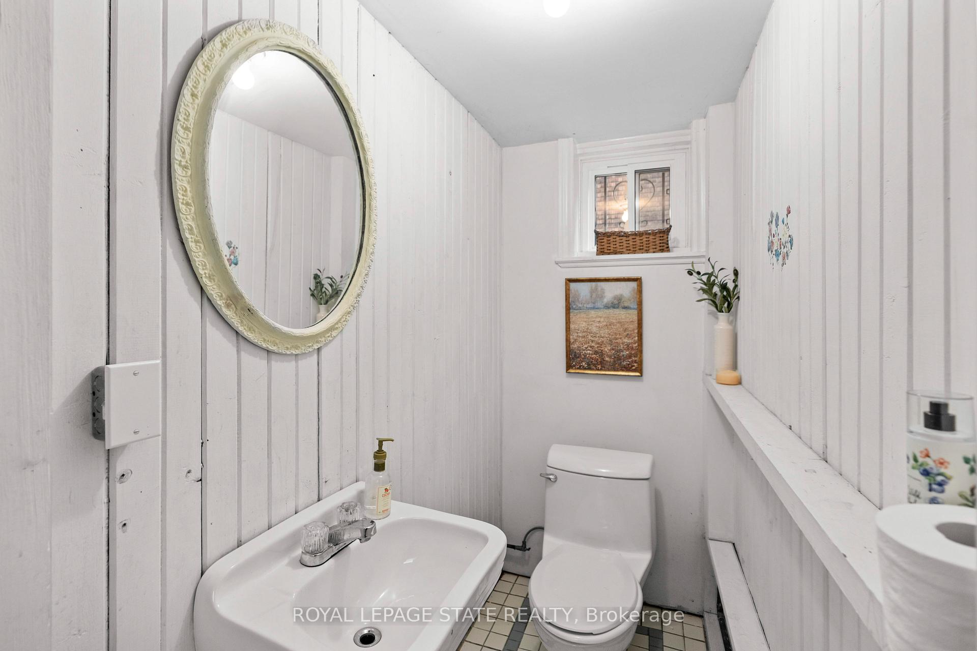 Photo 37 of 247 MacNab Street S, Hamilton, Durand — HOMEH