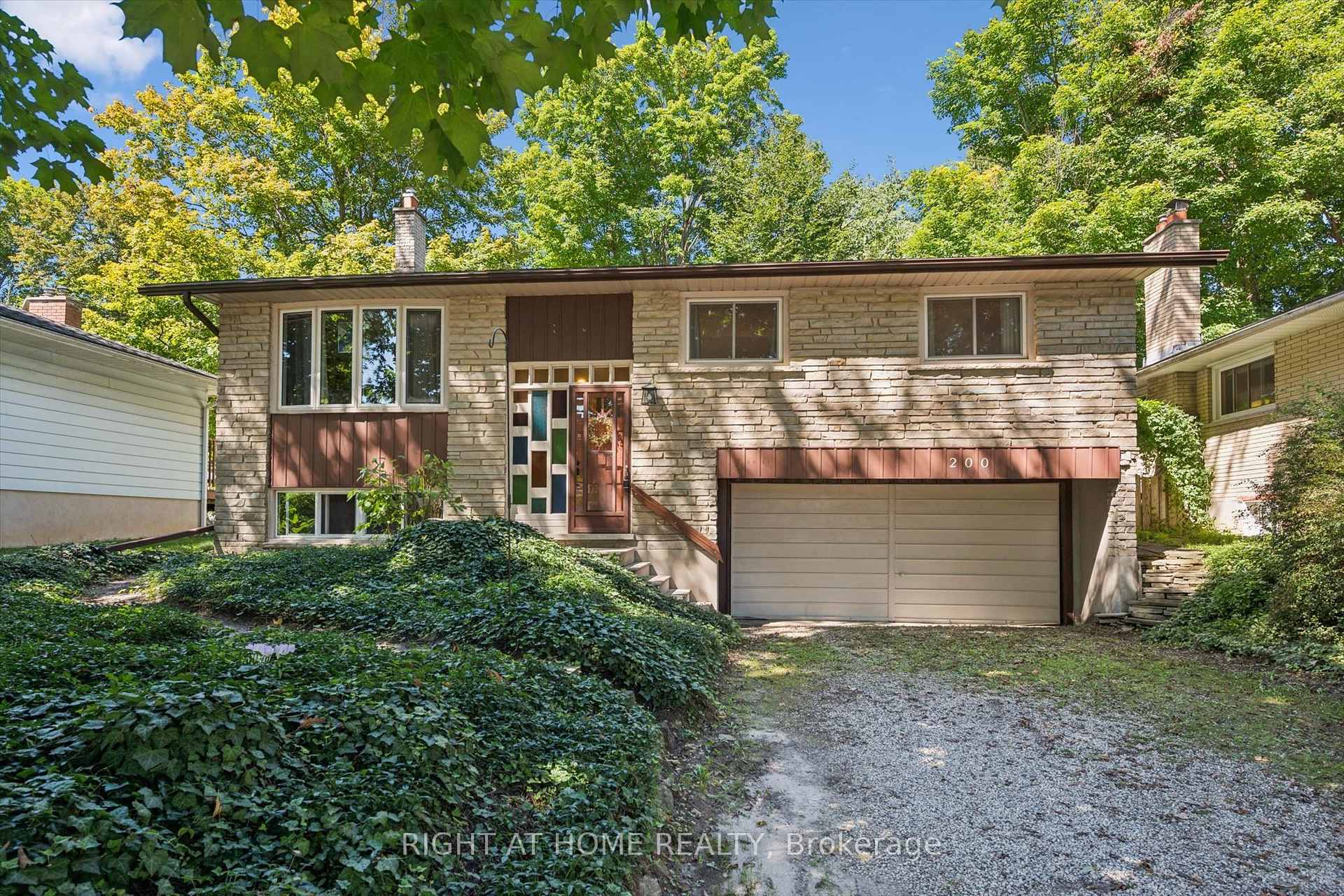 Photo 1 of 200 Cedarbrae Avenue, Waterloo, Lakeshore Village — HOMEH