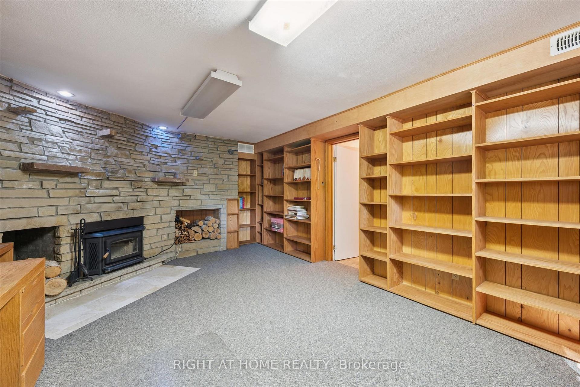 Photo 27 of 200 Cedarbrae Avenue, Waterloo, Lakeshore Village — HOMEH